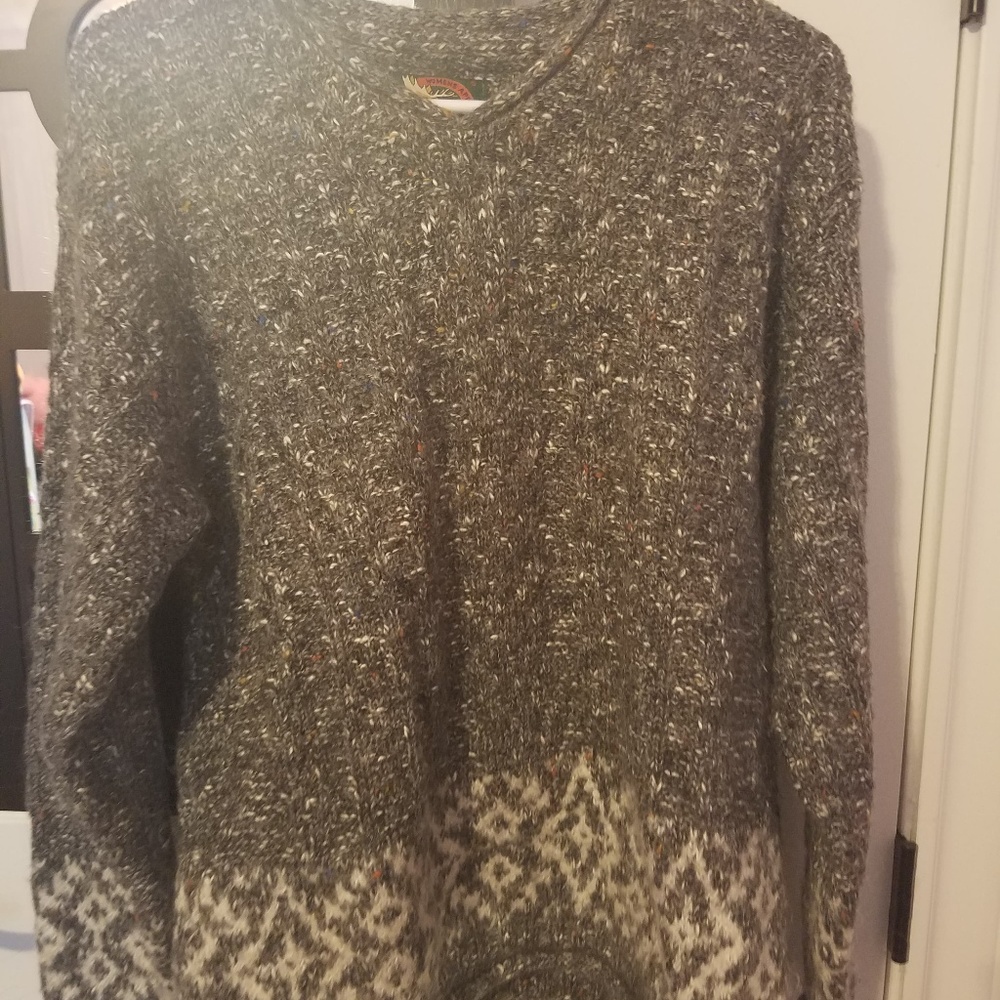 heavy wool sweater Medium Alps